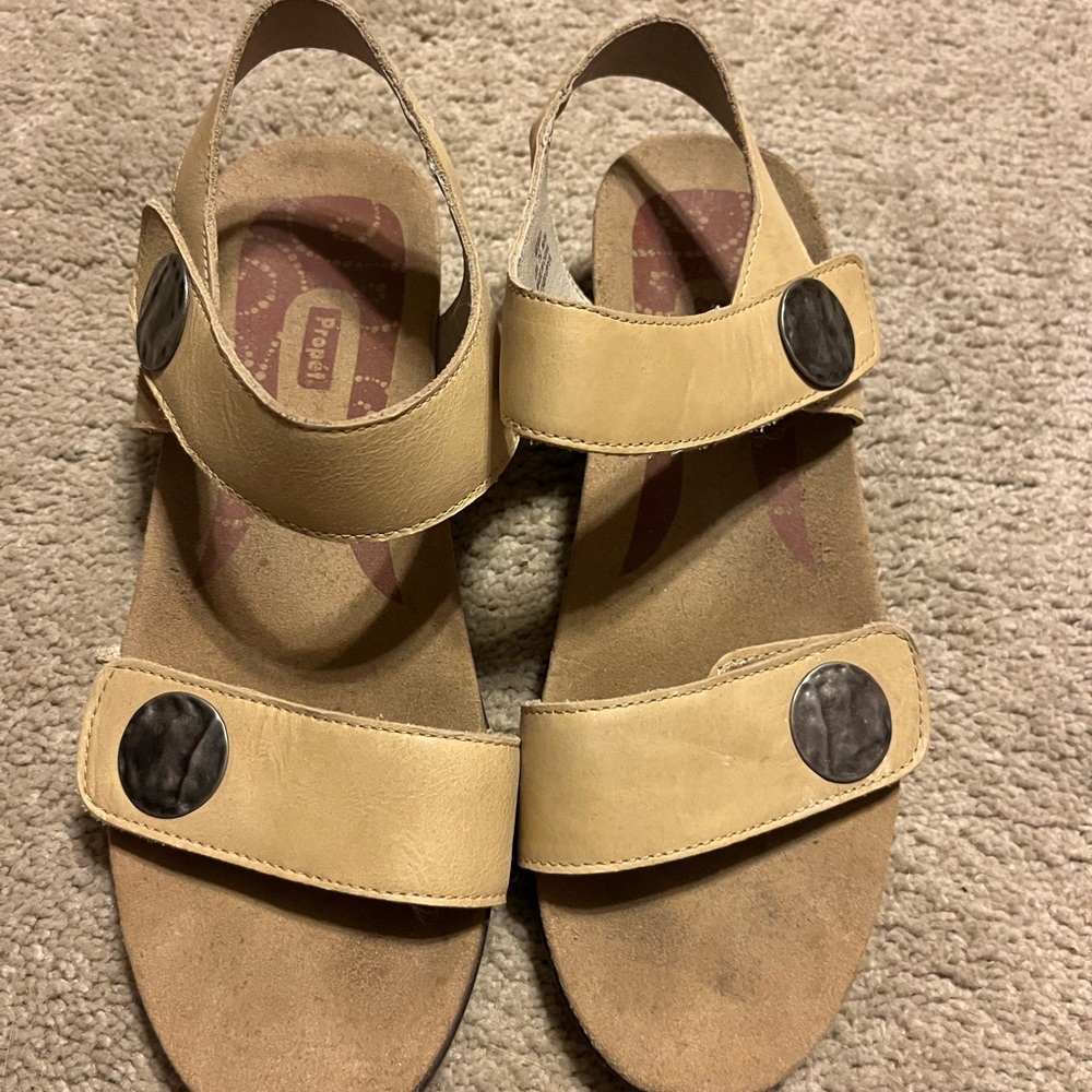 Propet ladies sandals